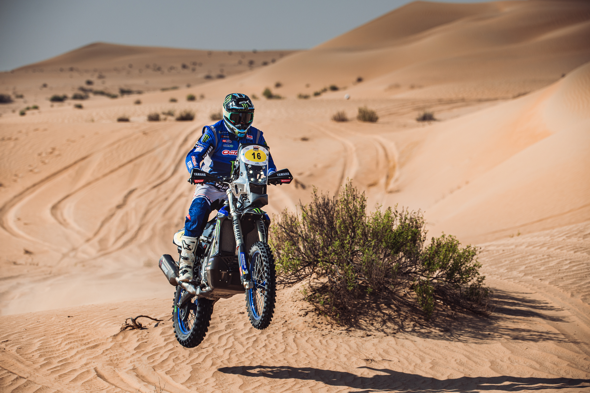 Emso Challenge EPIC START TO ABU DHABI DESERT CHALLENGE AS AL ATTIYAH, BRANCH SET ...